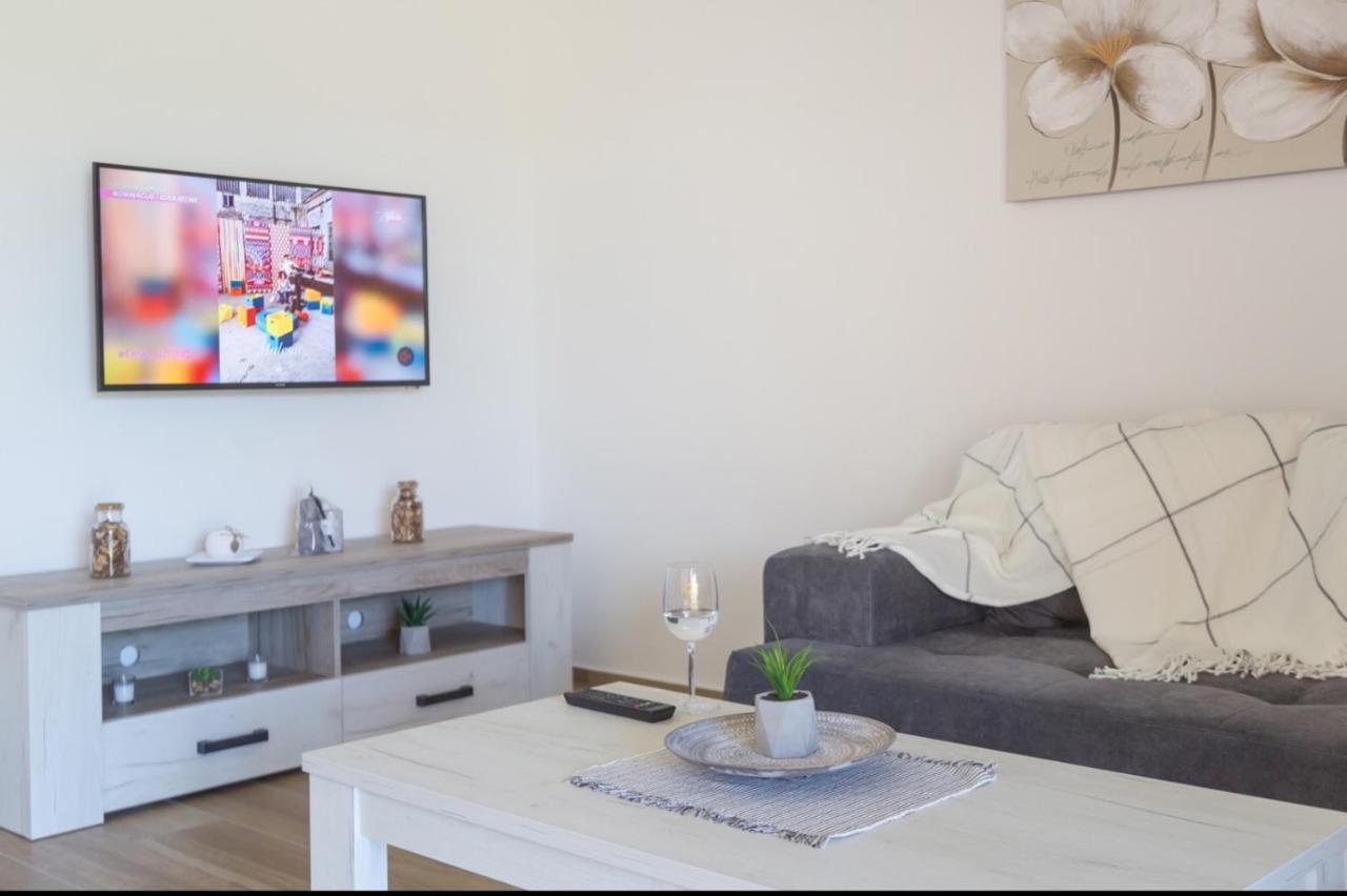 Aqualux Apartments เวิร์ดนิค ภายนอก รูปภาพ