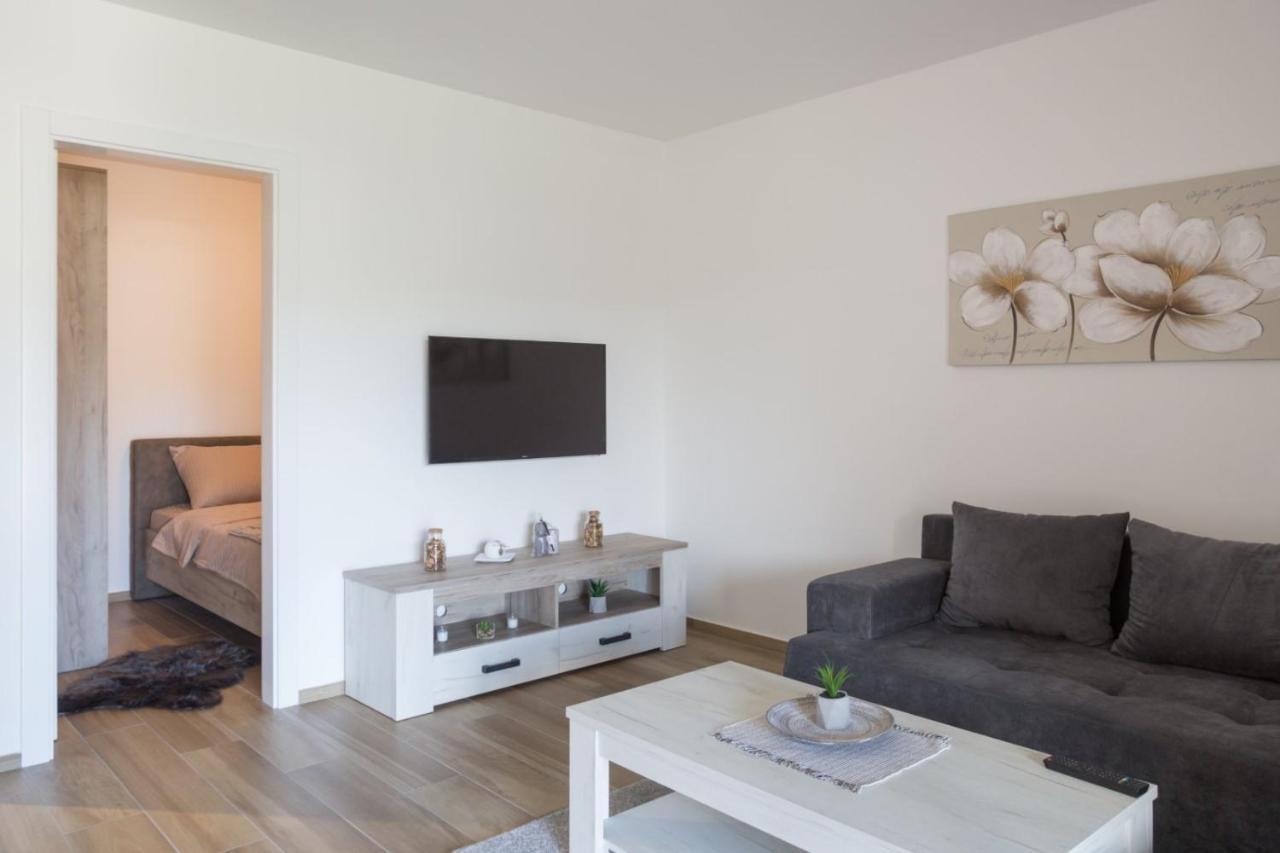 Aqualux Apartments เวิร์ดนิค ภายนอก รูปภาพ